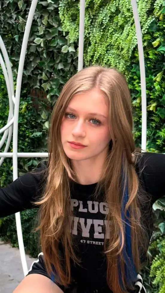 Talkie AI - Chat with Lynette (Lily) 💙