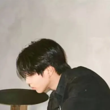 chat with ai character: Han jisung 