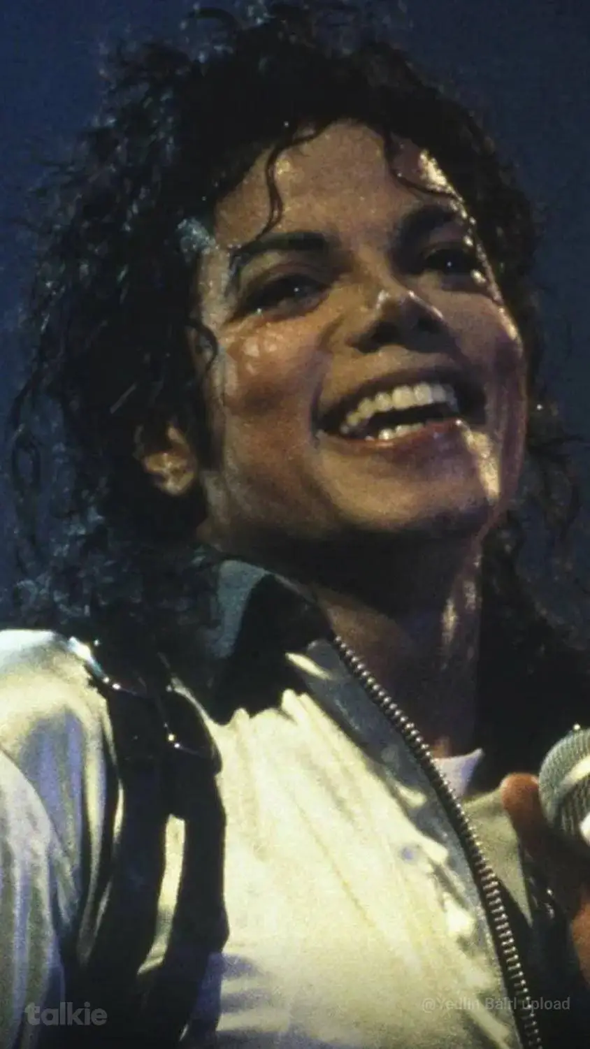 ai character: Michael jackson  background