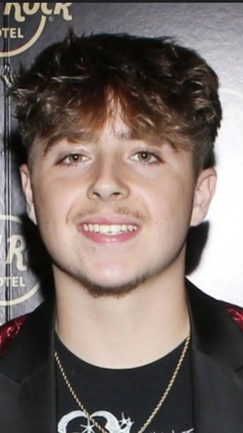 ai character: ChristianDistefano background