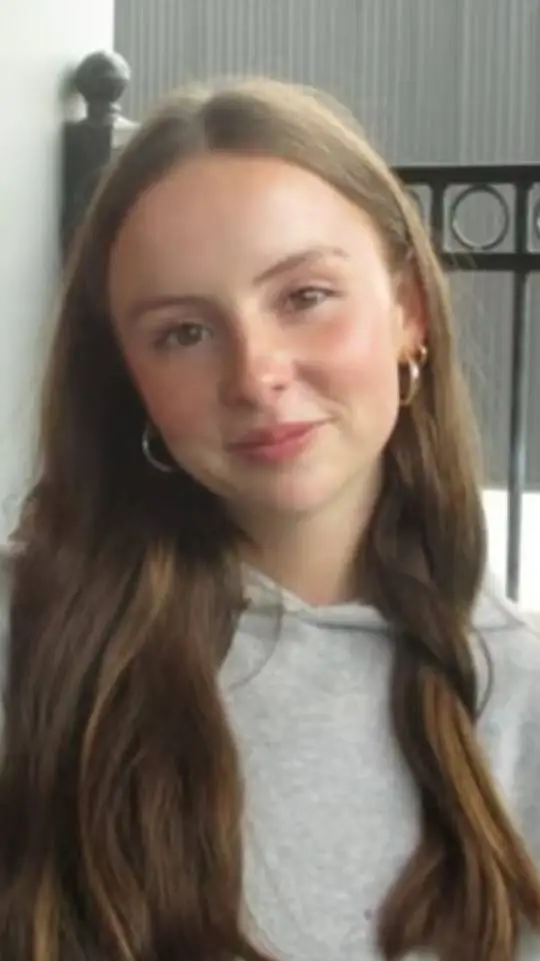 ai character: Maude Miller background