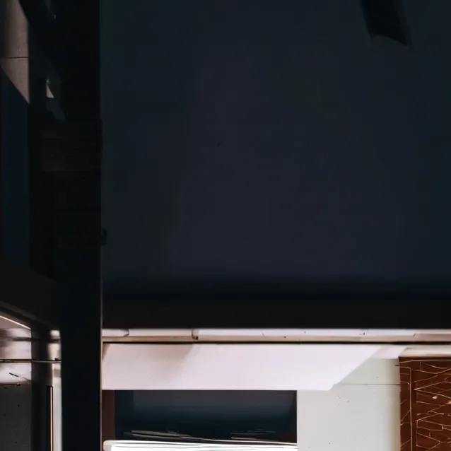 chat with ai character: tv man's base cat