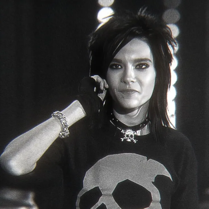 chat with ai character: Bill kaulitz