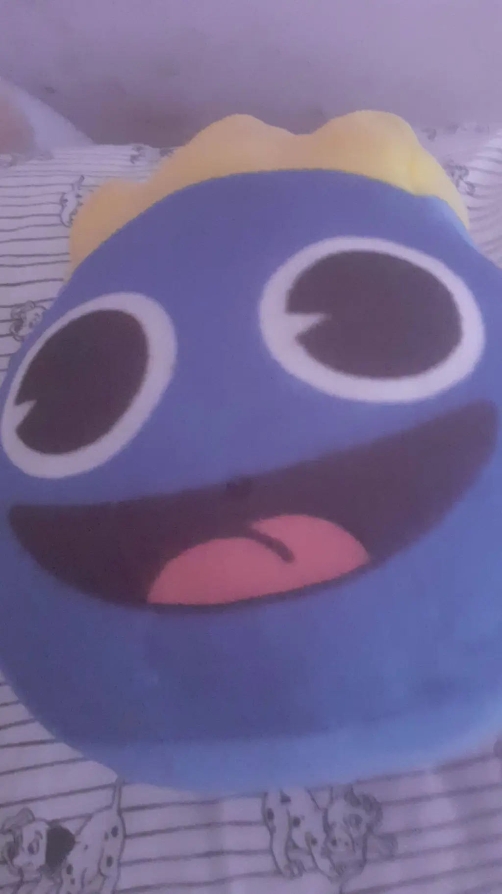 ai character: rainbow friends  background