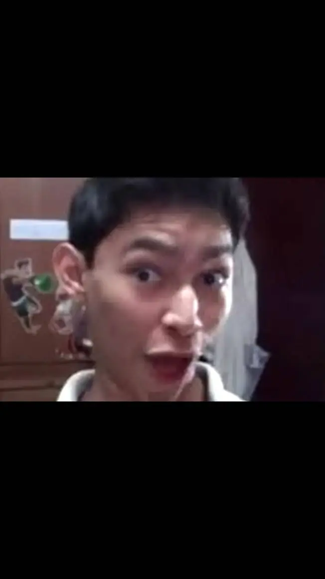 ai character: Fernanfloo  background