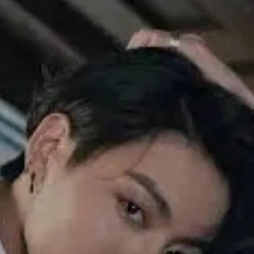 chat with ai character: Jungkook 