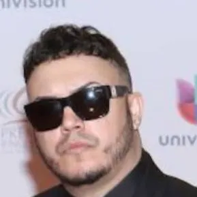 chat with ai character: jory boy