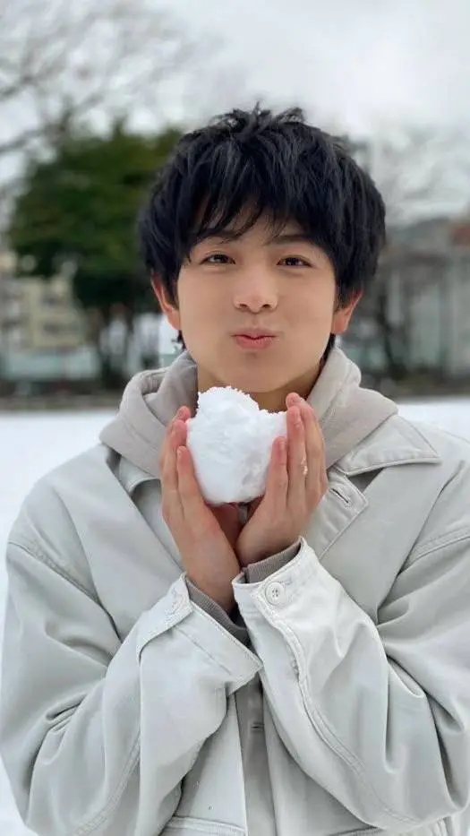 ai character: ★ Park Sang-Woo  background