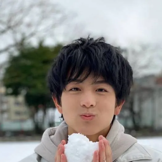 chat with ai character: ★ Park Sang-Woo 