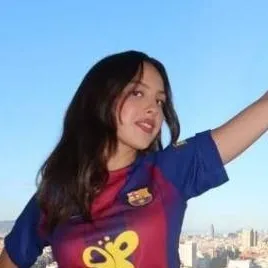 chat with ai character: Olivia Rodrigo 