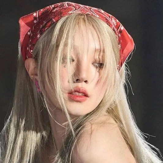 chat with ai character: Yuqi❤️‍🔥