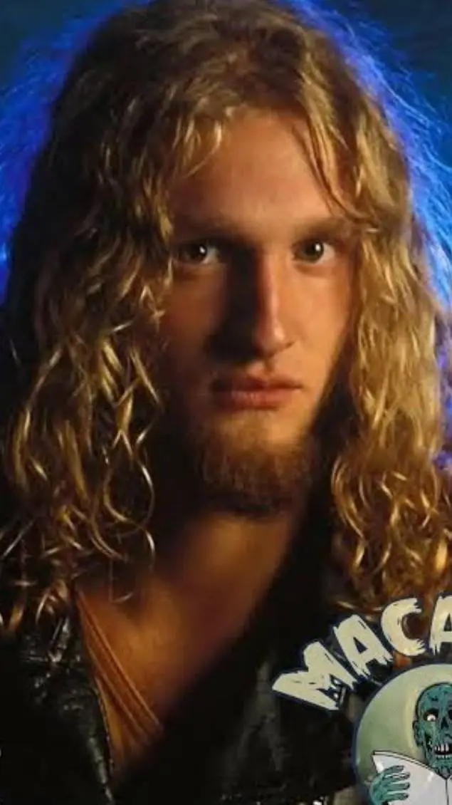 ai character: 𝙻𝚊𝚢𝚗𝚎 background