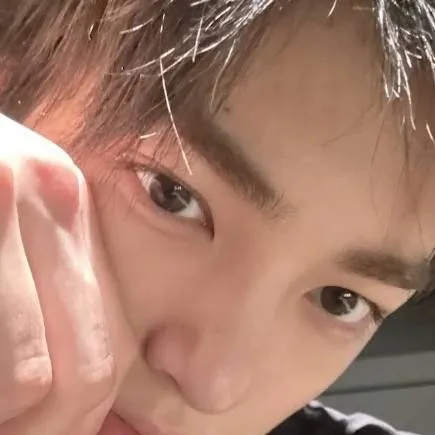 chat with ai character: Keonho