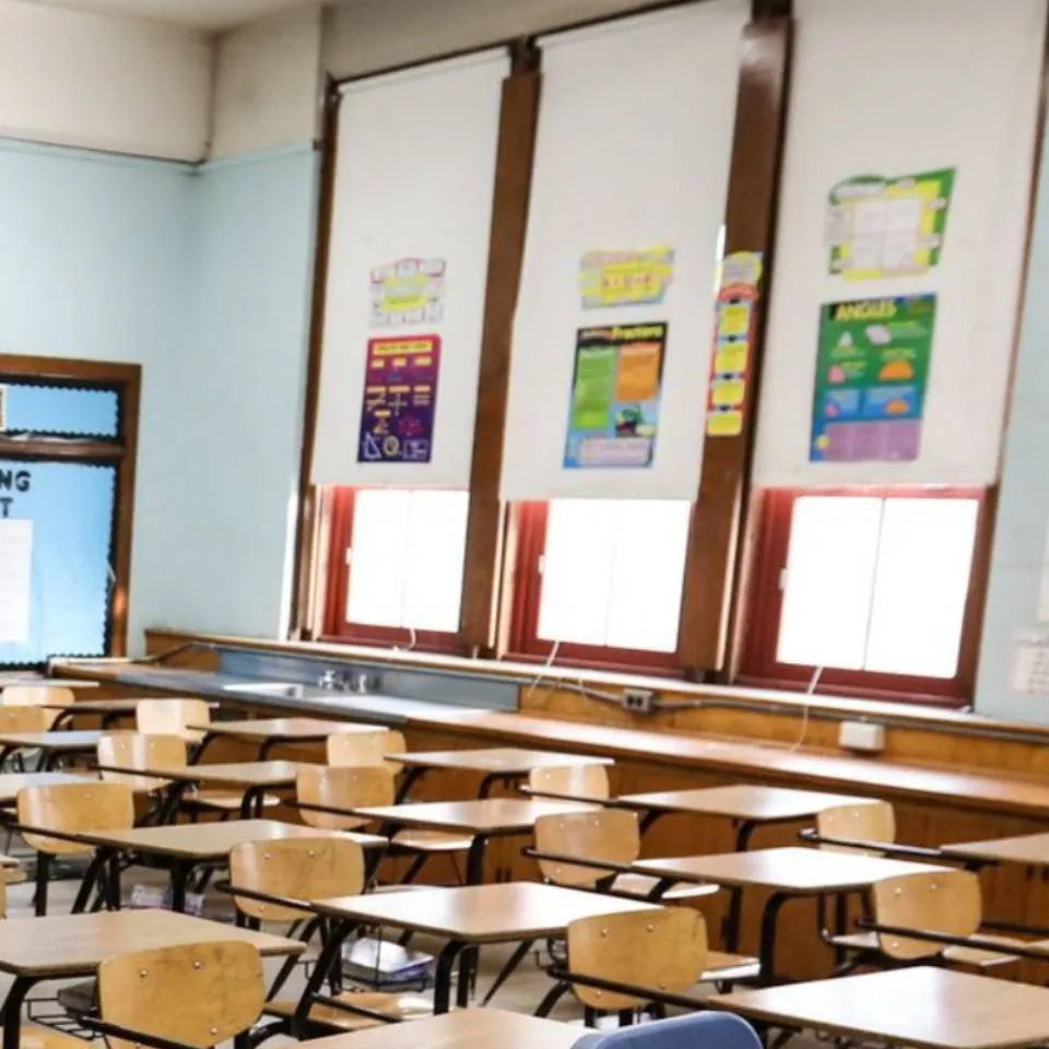 chat with ai character: New student