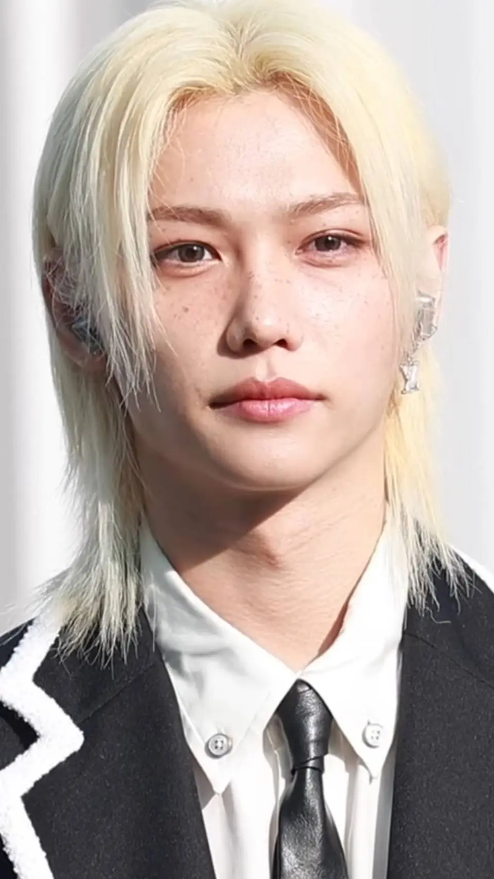 ai character: Felix(from skz) background