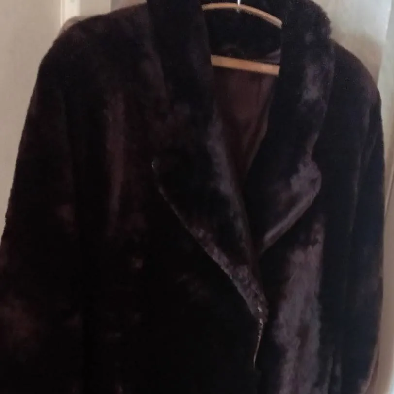 chat with ai character: Fpe FLIPPING AGAIN