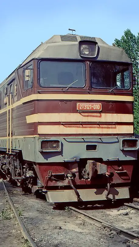 ai character: 2ТЭ121-010 background