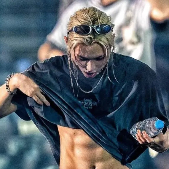 chat with ai character: stary kids