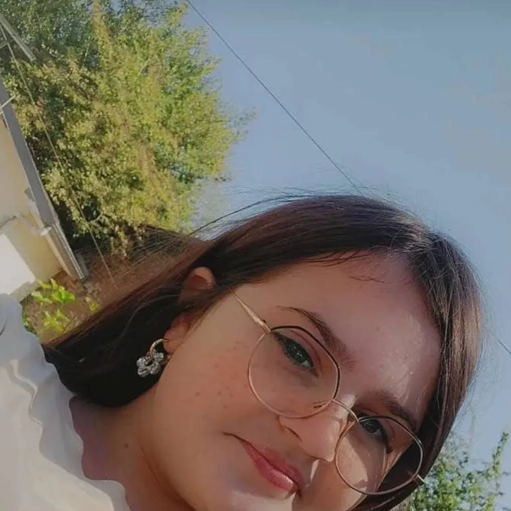 chat with ai character: Jade 