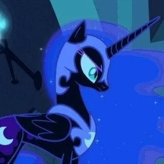 chat with ai character: luna