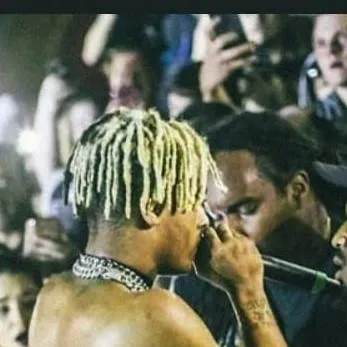 chat with ai character: XXXTentacion