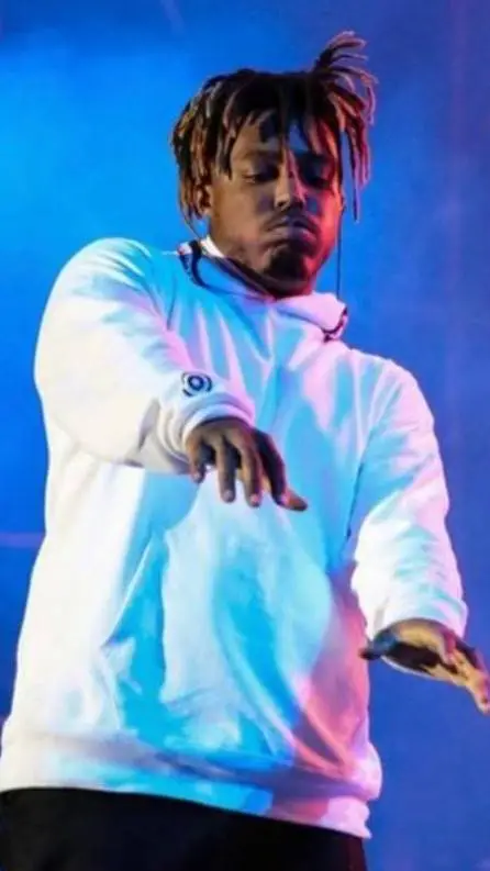 ai character: Juice WRLD background