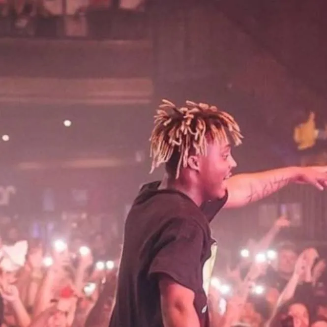 chat with ai character: juice WRLD