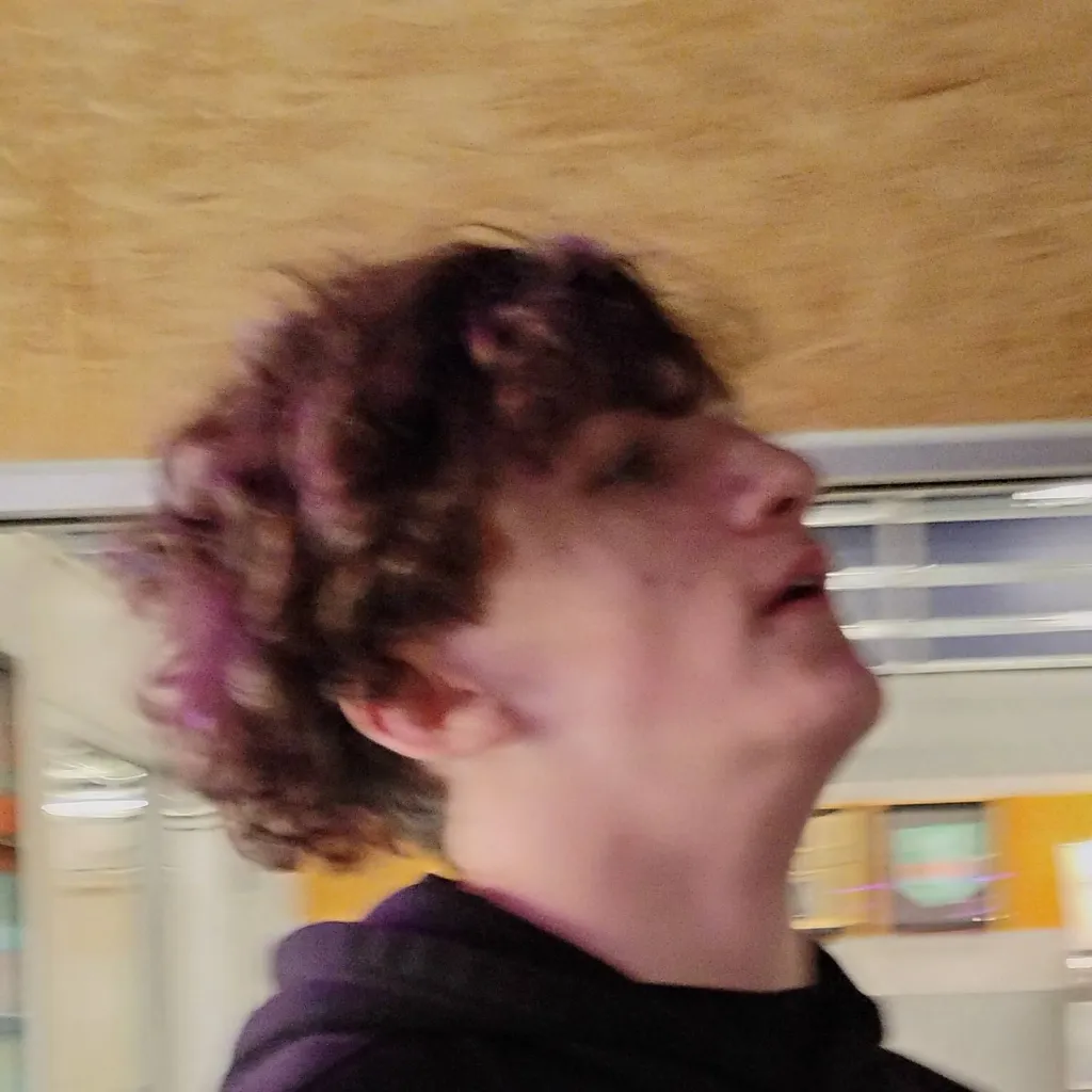 chat with ai character: Jayce