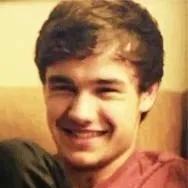 chat with ai character: Liam payen