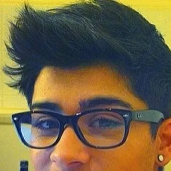 chat with ai character: Zayn🤓