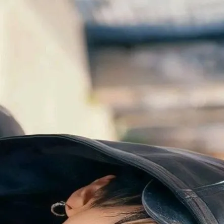 chat with ai character: |Changbin|