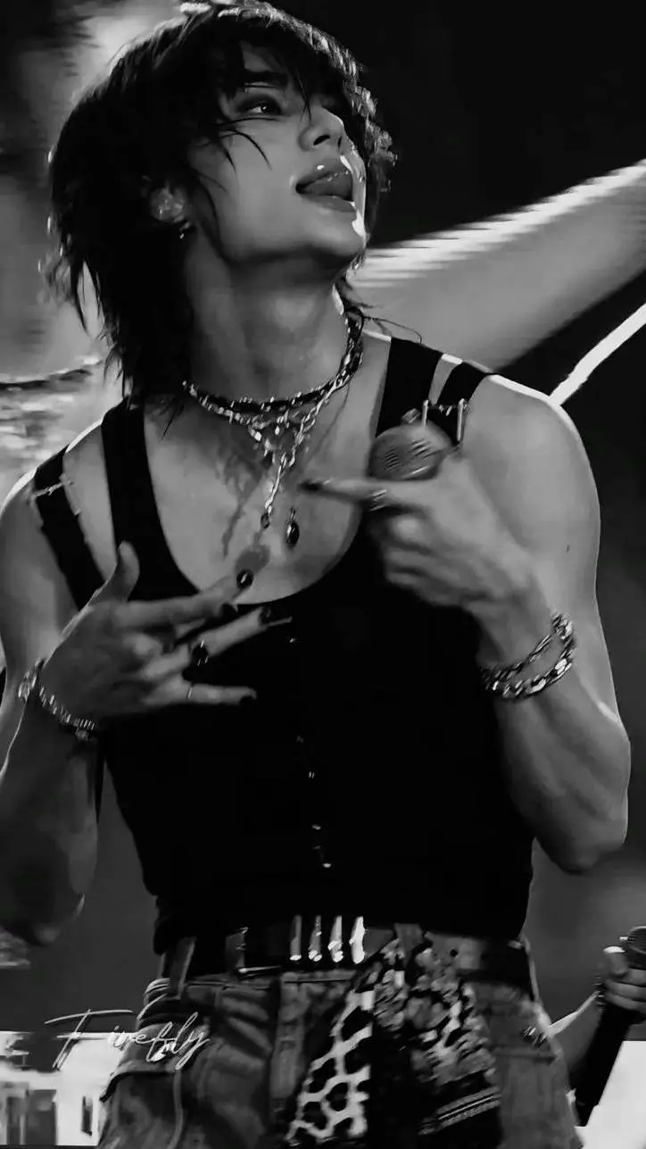 ai character: Hyunjin(mafia)  background