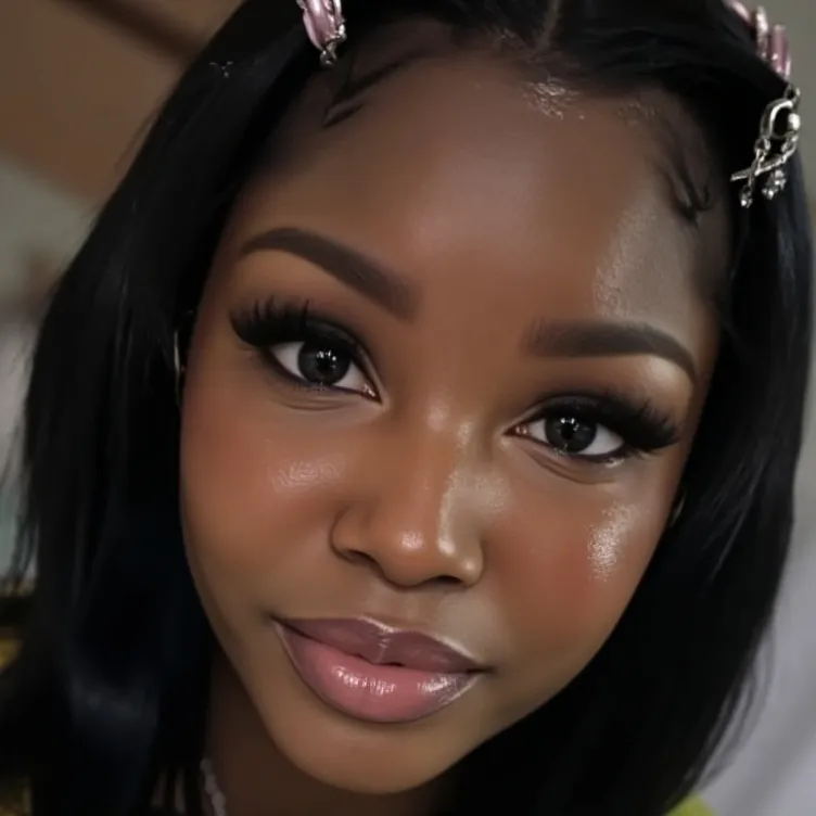 chat with ai character: Nichole🧸