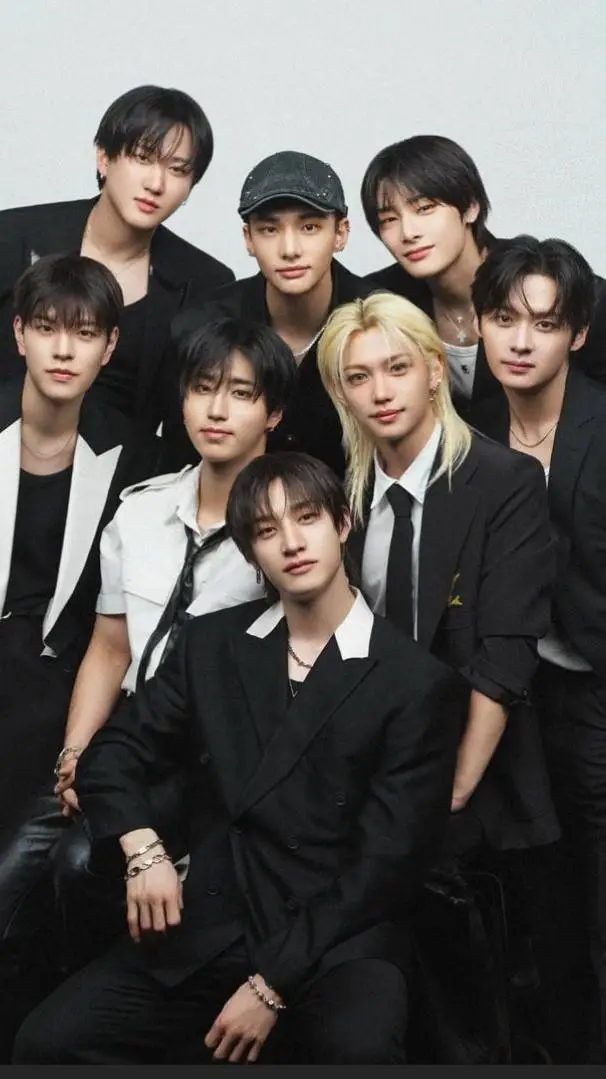 ai character: ¿Busca amor o que? background