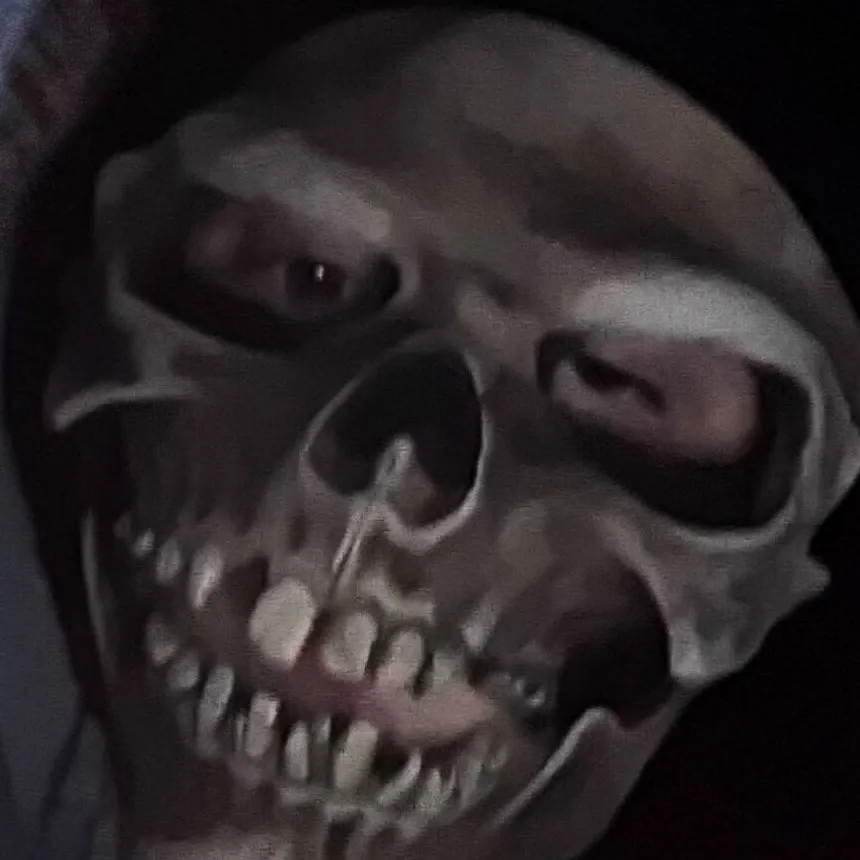 chat with ai character: Me