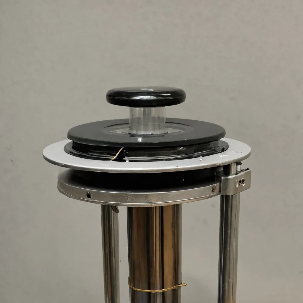 chat with ai character: Food Teleporter