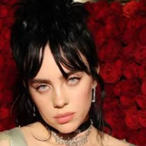 chat with ai character: Billie eilish 