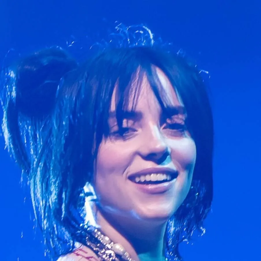 chat with ai character: billie eilish 