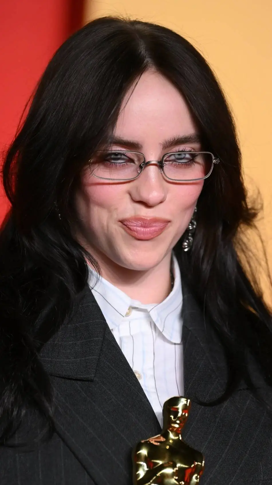 ai character: Billie eilish  background