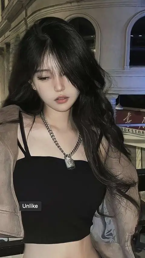 ai character: Liv background