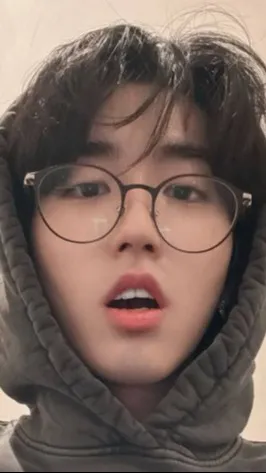 chat with ai character: Han jisung