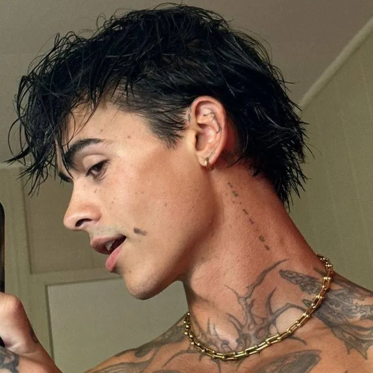 chat with ai character: Nikolai Sokolov