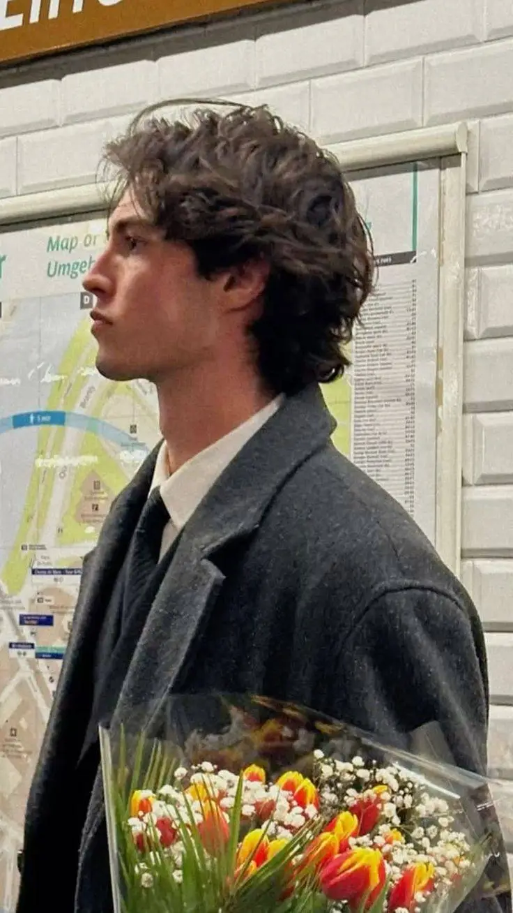 ai character: Deon Lorez background