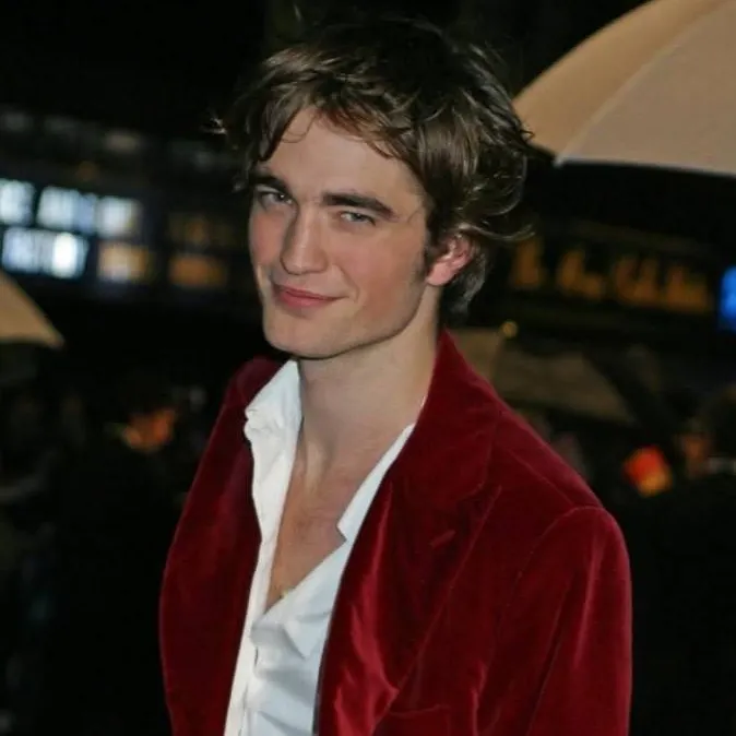 chat with ai character: Edward Cullen