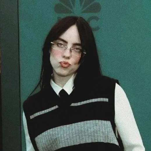 chat with ai character: Billie Eilish 