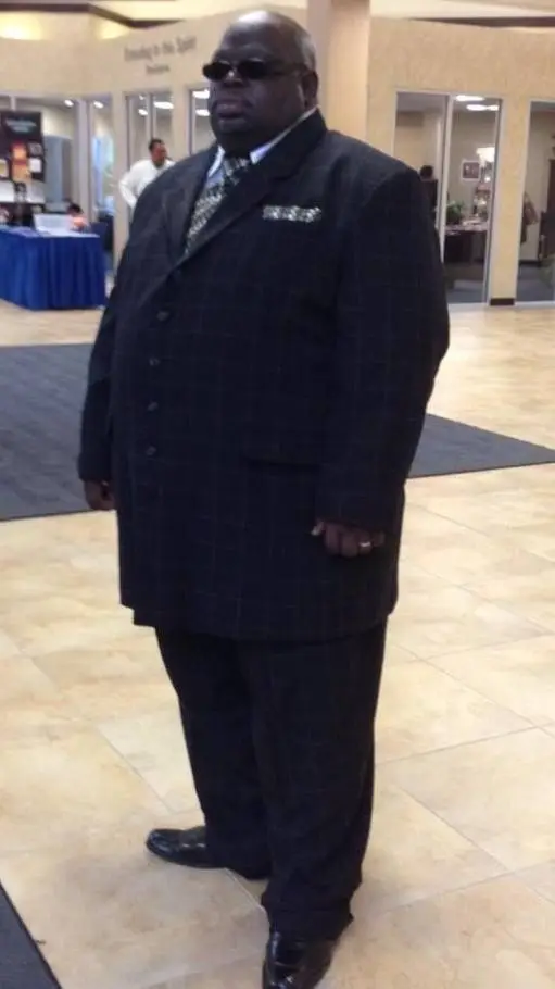 ai character: yn and ceo background