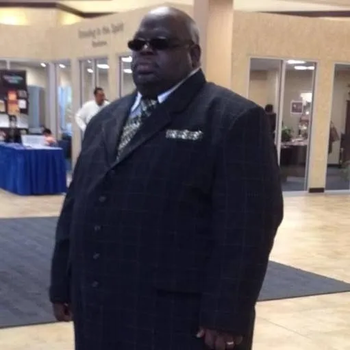 chat with ai character: yn and ceo