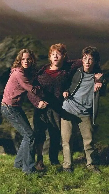 ai character: Le golden trio background