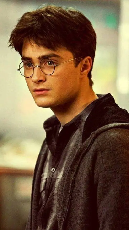 ai character: Harry Potter background