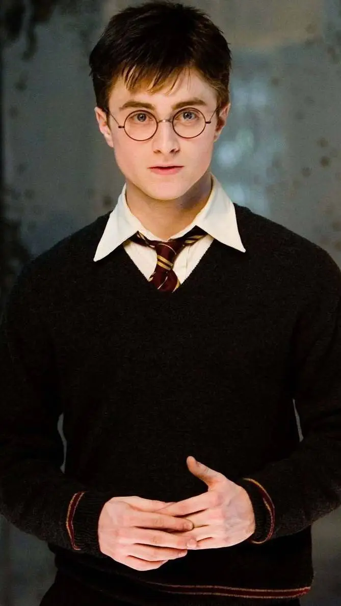 ai character: Harry Potter background